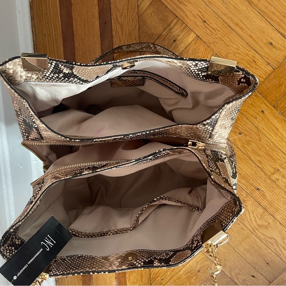 NWT INC bag - Picture 4 of 4